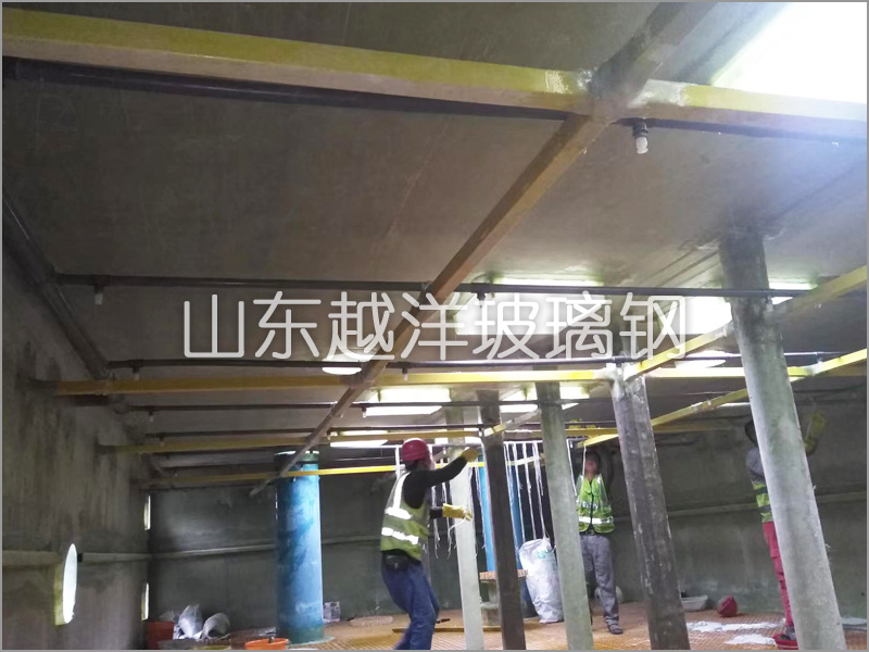 FRP生（shēng）物箱（xiāng）內部施工