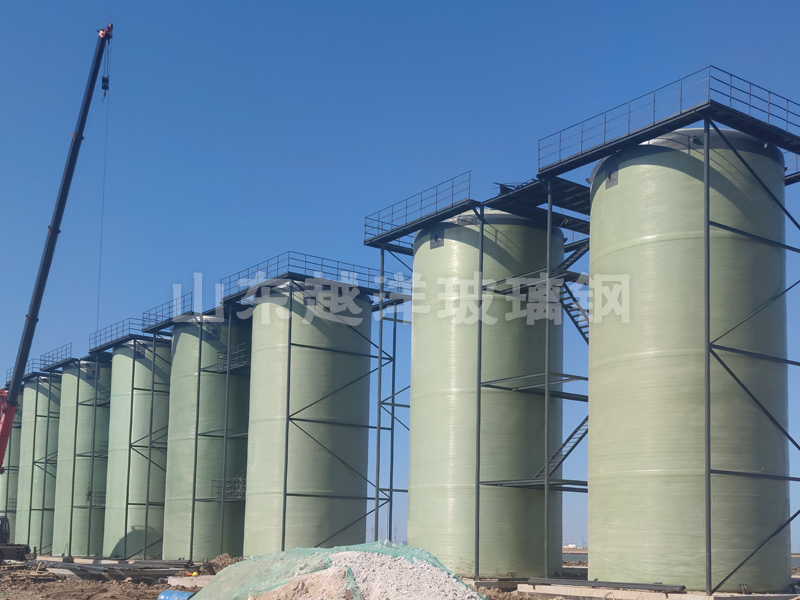 玻璃（lí）鋼儲罐