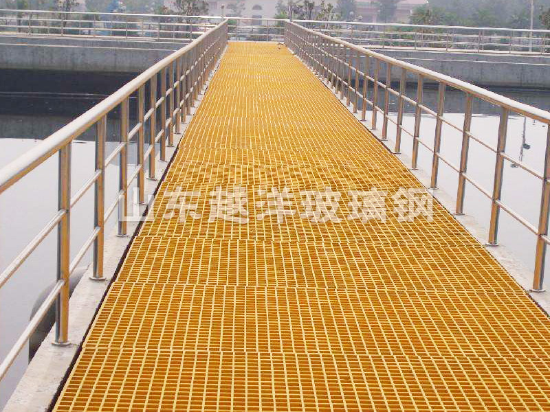 玻璃（lí）鋼（gāng）格柵（shān）